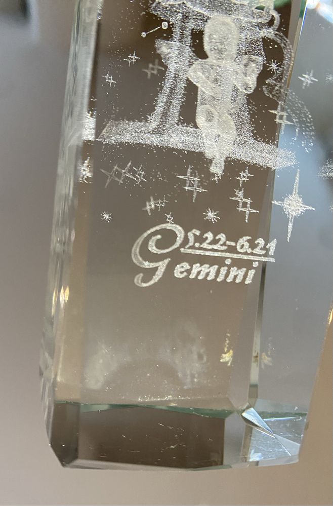 Krysztal, grawer 3D bliźnięta