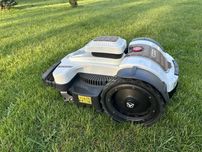 Ambrogio 4.0  robot koszacy maly przebieg