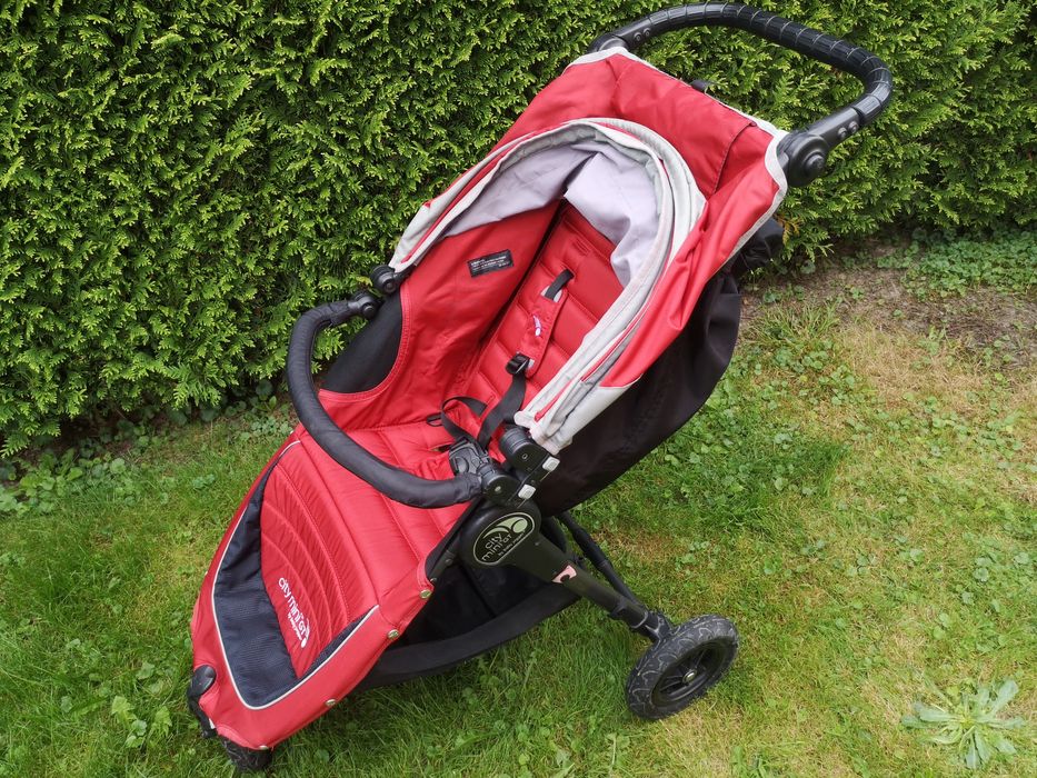 Kompletny wózek z dodatkami Baby Jogger City Mini GT