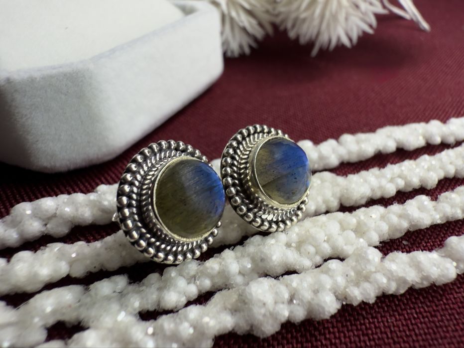 Срібні пусети 925-ї проби з натуральними лабрадоритами