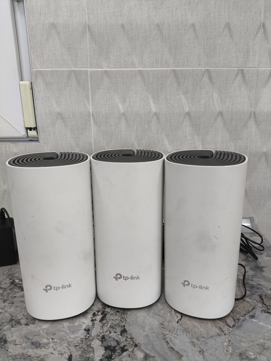 Wi-Fi роутер TP-LINK DECO E4R