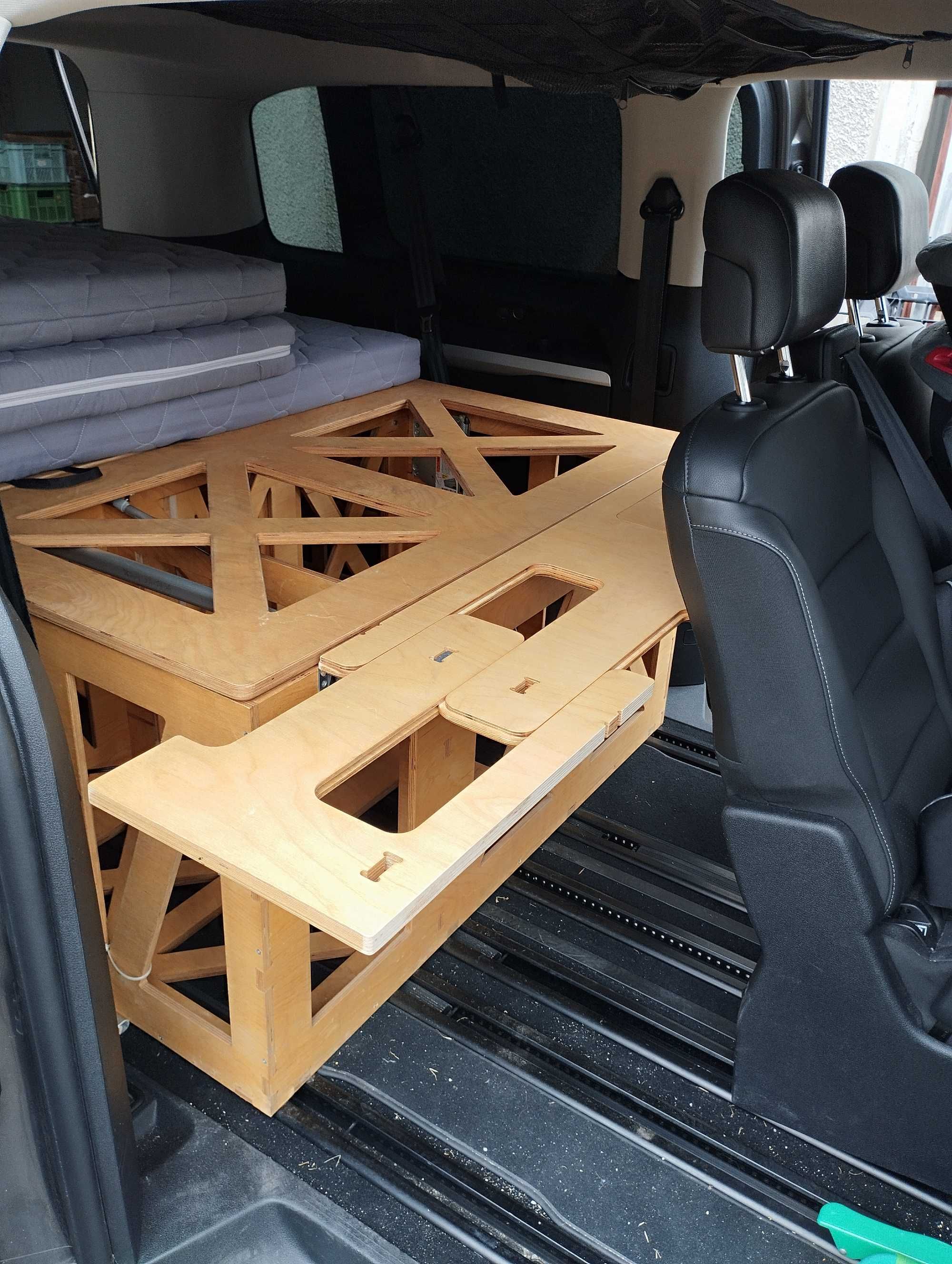 Zabudowa kamper box Toyota proace peugeot traveller Zafira spacetourer