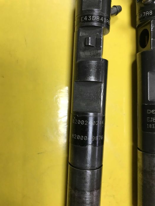 Б/у форсунка DELPHI Renault Kangoo- Megane 1.5 EJBR02101Z-8200049876