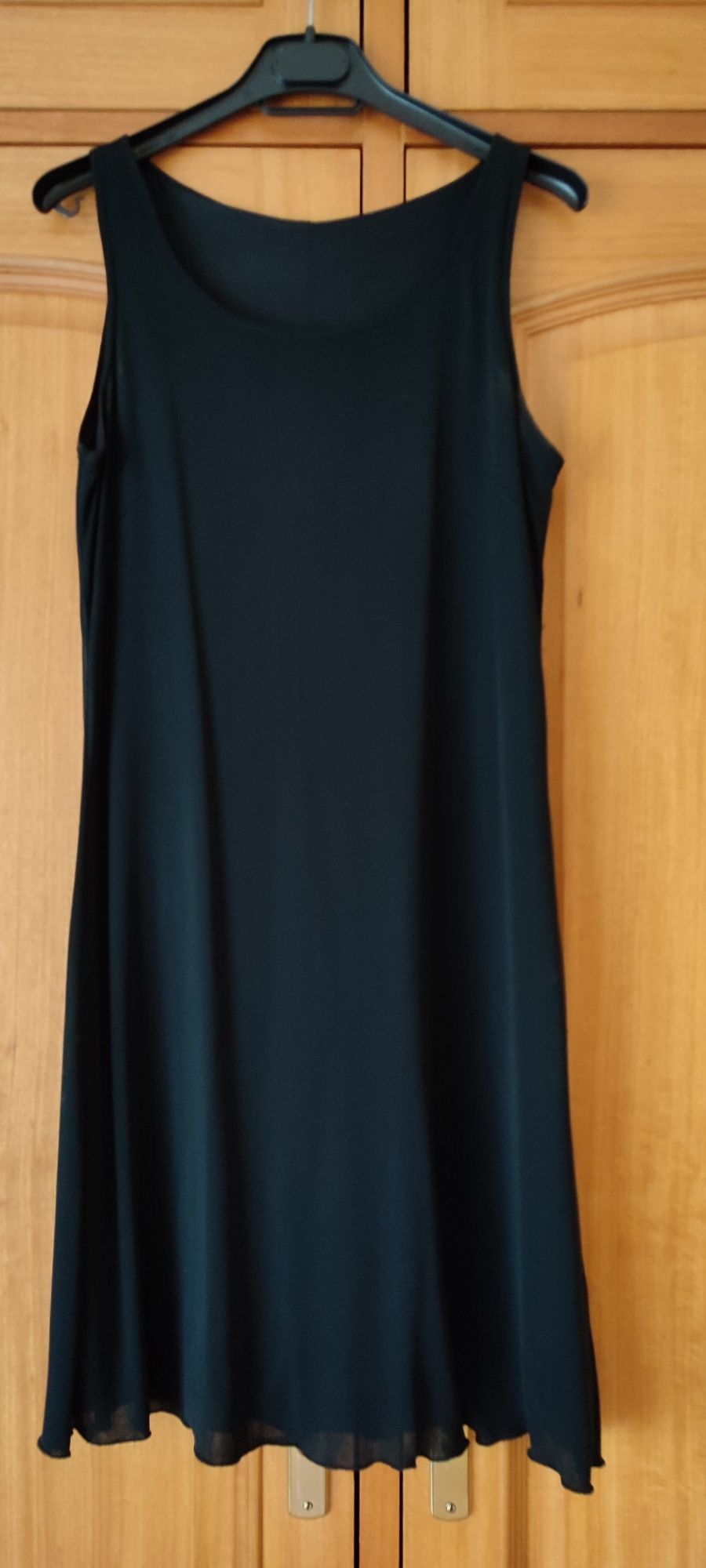 Vestido liso preto