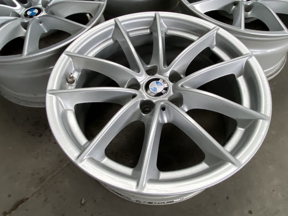 Felgi Bmw G20 G21 G30 G31 x1 7,5x17 et27 5x112 Czujniki