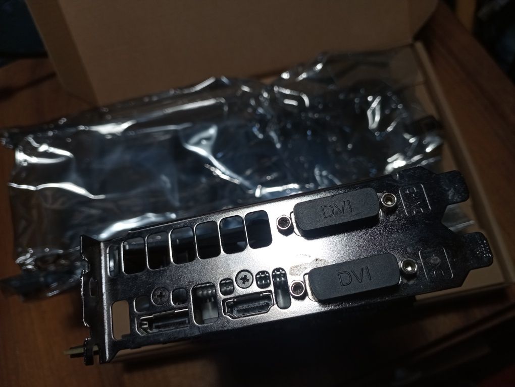 radeon r7 370 відеокарта неробоча