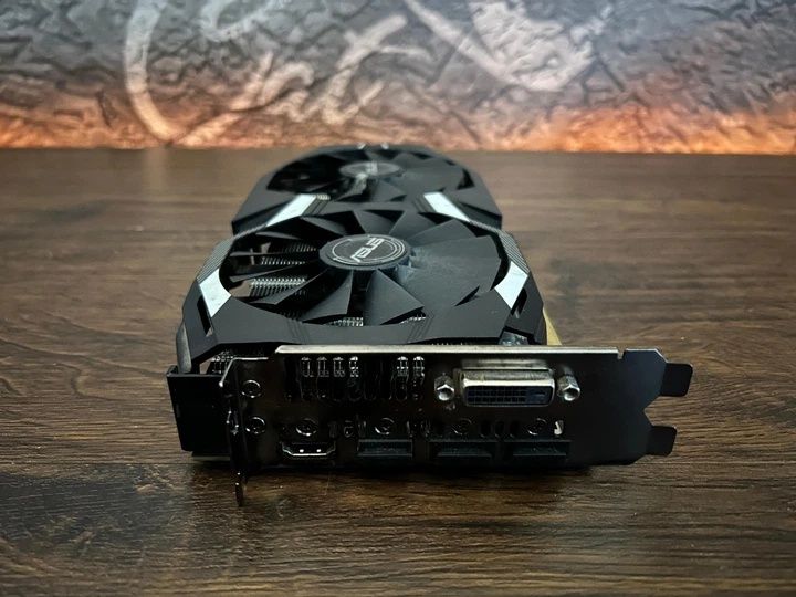 Видеокарта Asus RX 580 8GB