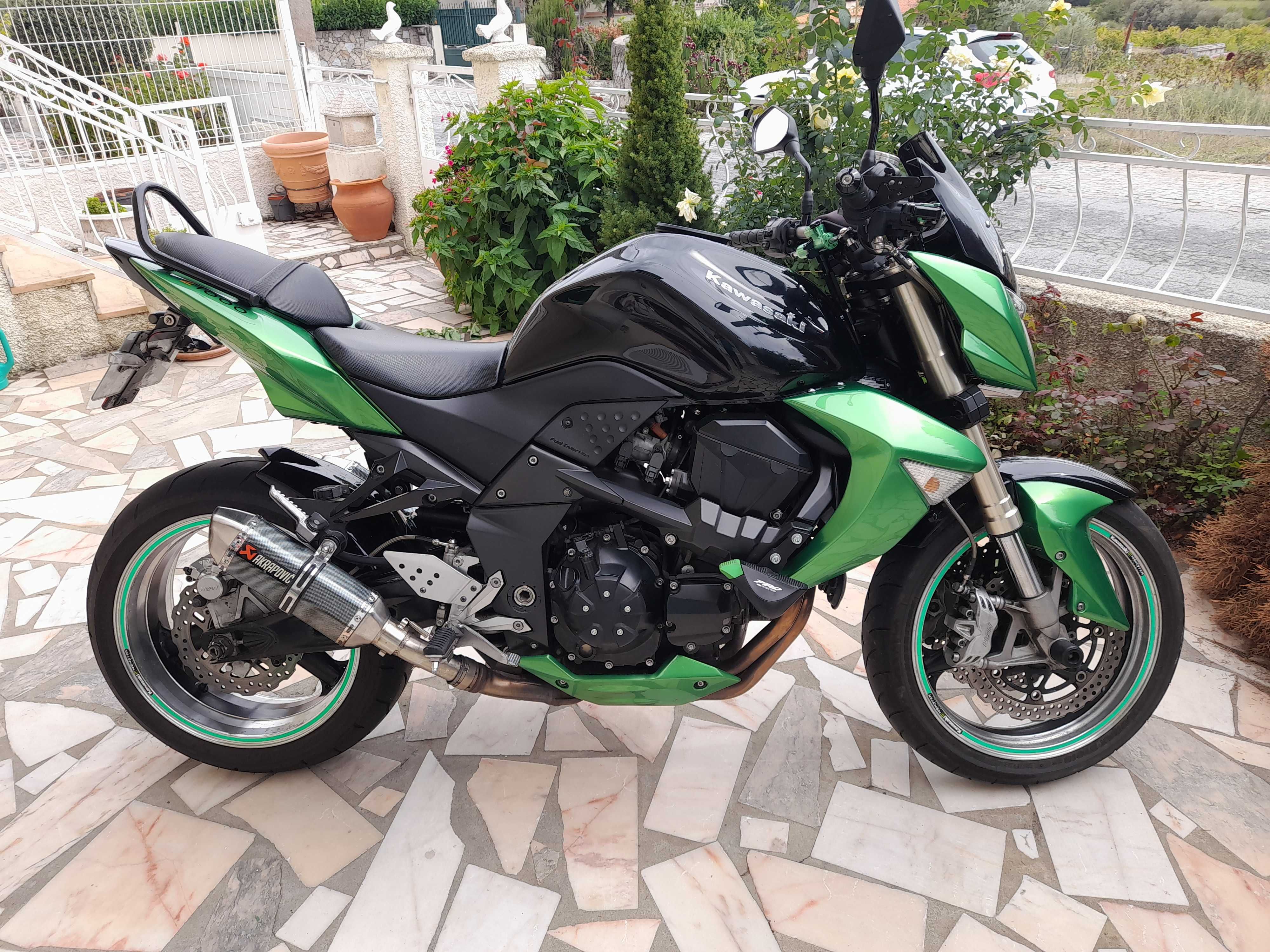 Kawasaki z 1000.