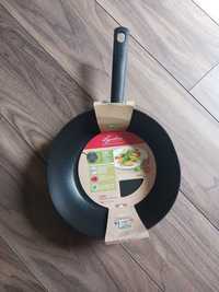 Patelnia wok 28 cm