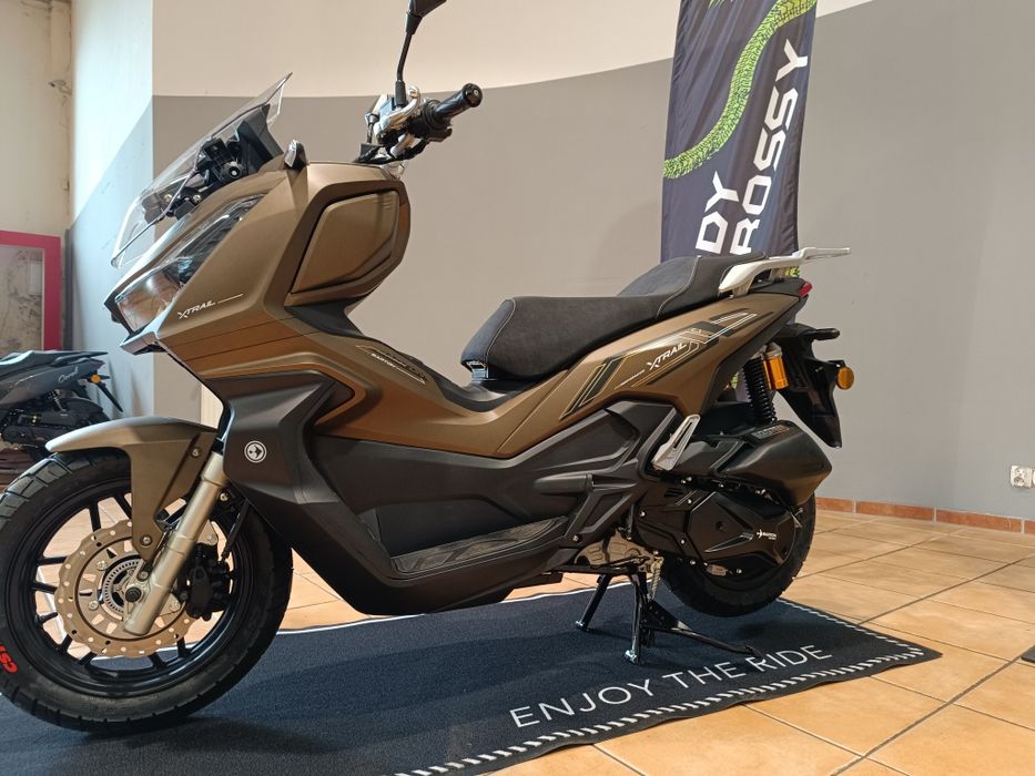 Duży Skuter Barton X TRAIL 125 Na Prawko B lub A1 Piękny i Nowoczesny