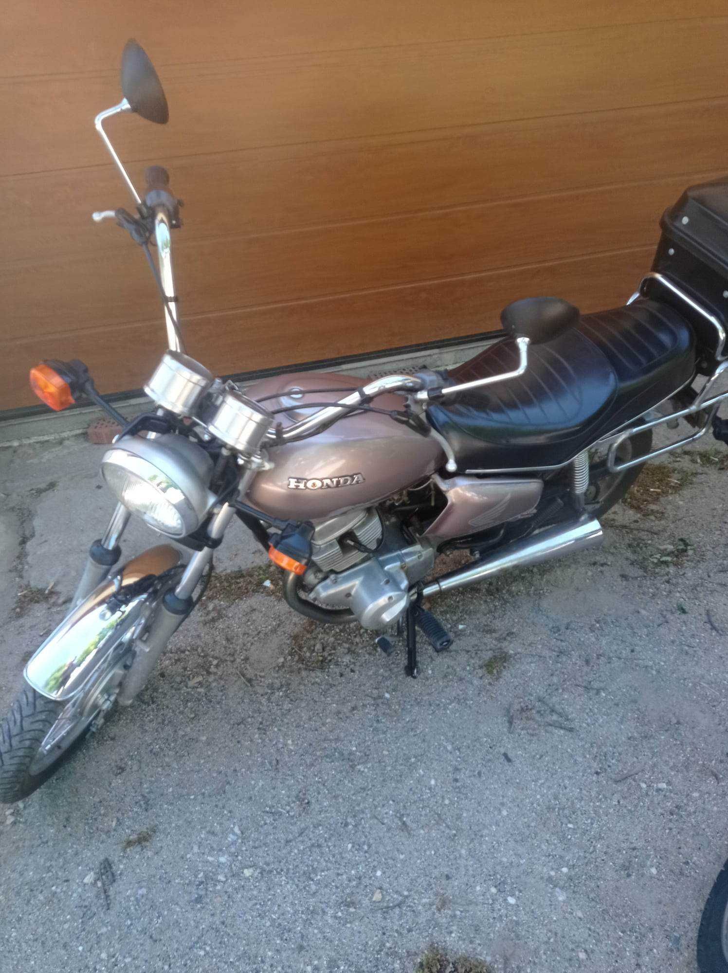 sprzedam HONDA CM185T lub zamienie