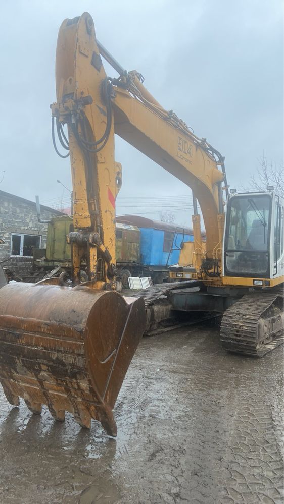Liebherr 904 гусеничний екскаватор. Гідравліка двигун у відмінному ста
