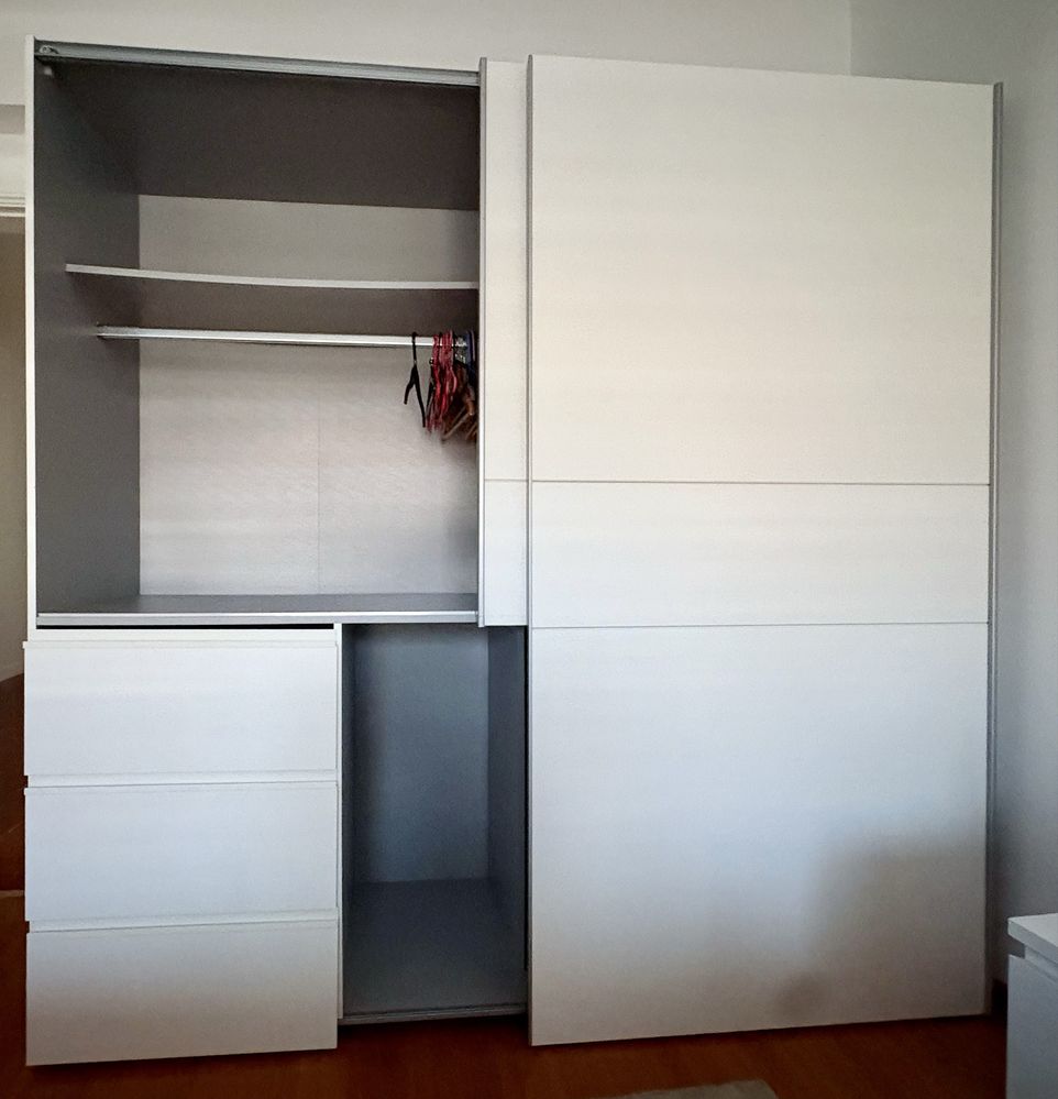 Roupeiro 2m x 2m