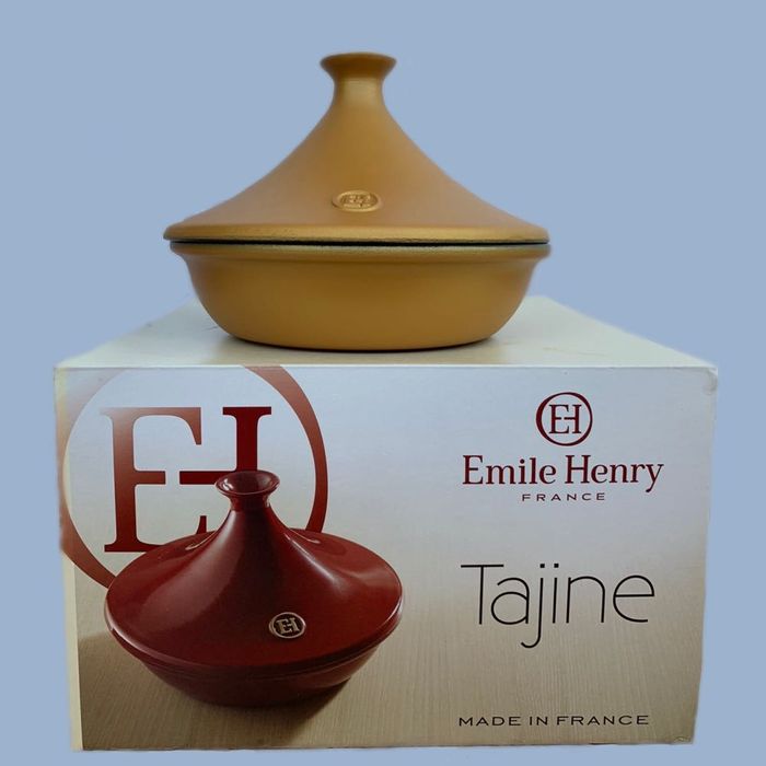 Тажин Emile Henry COOKWARE, обʼєм 2 л, діаметр 27 см, золотий
