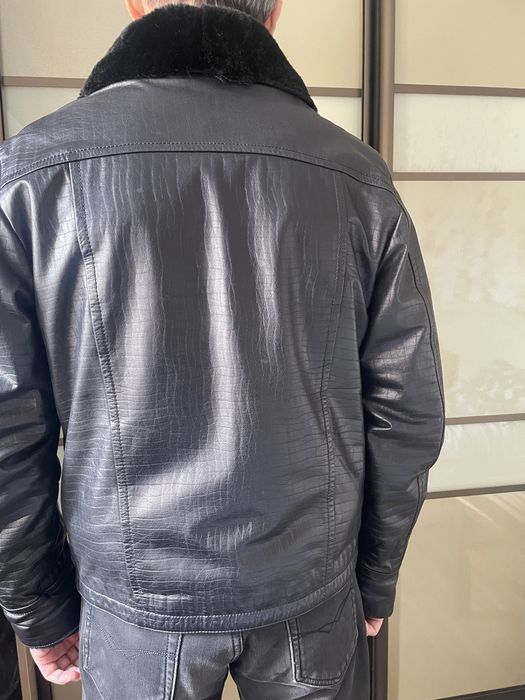 Кожаная дубленка 48-50 размер