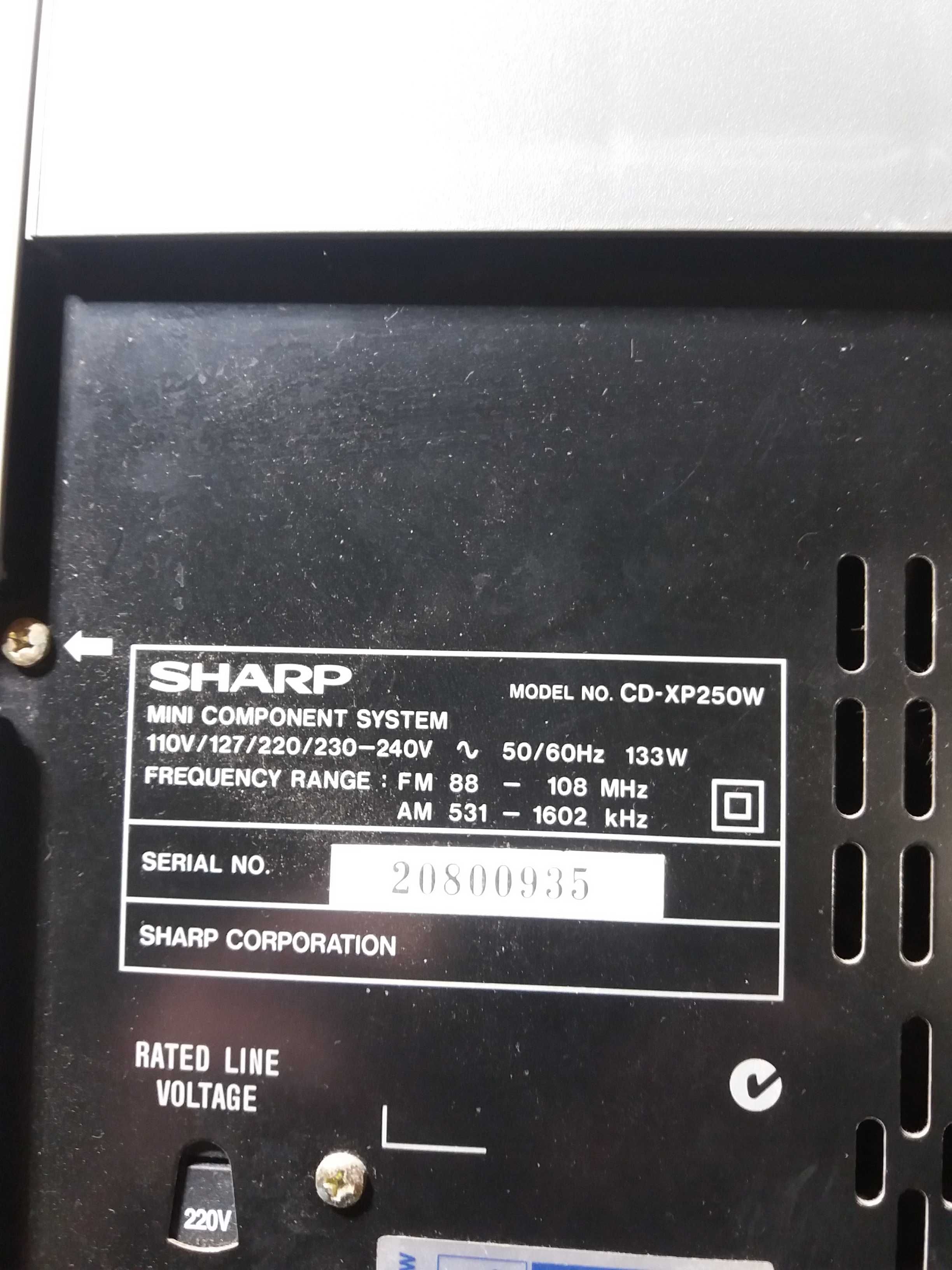 Музыкальный центр sharp cd xp250w(только радио)
