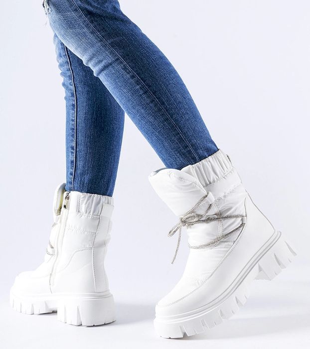 Białe śniegowce z cyrkoniami Pettenasco