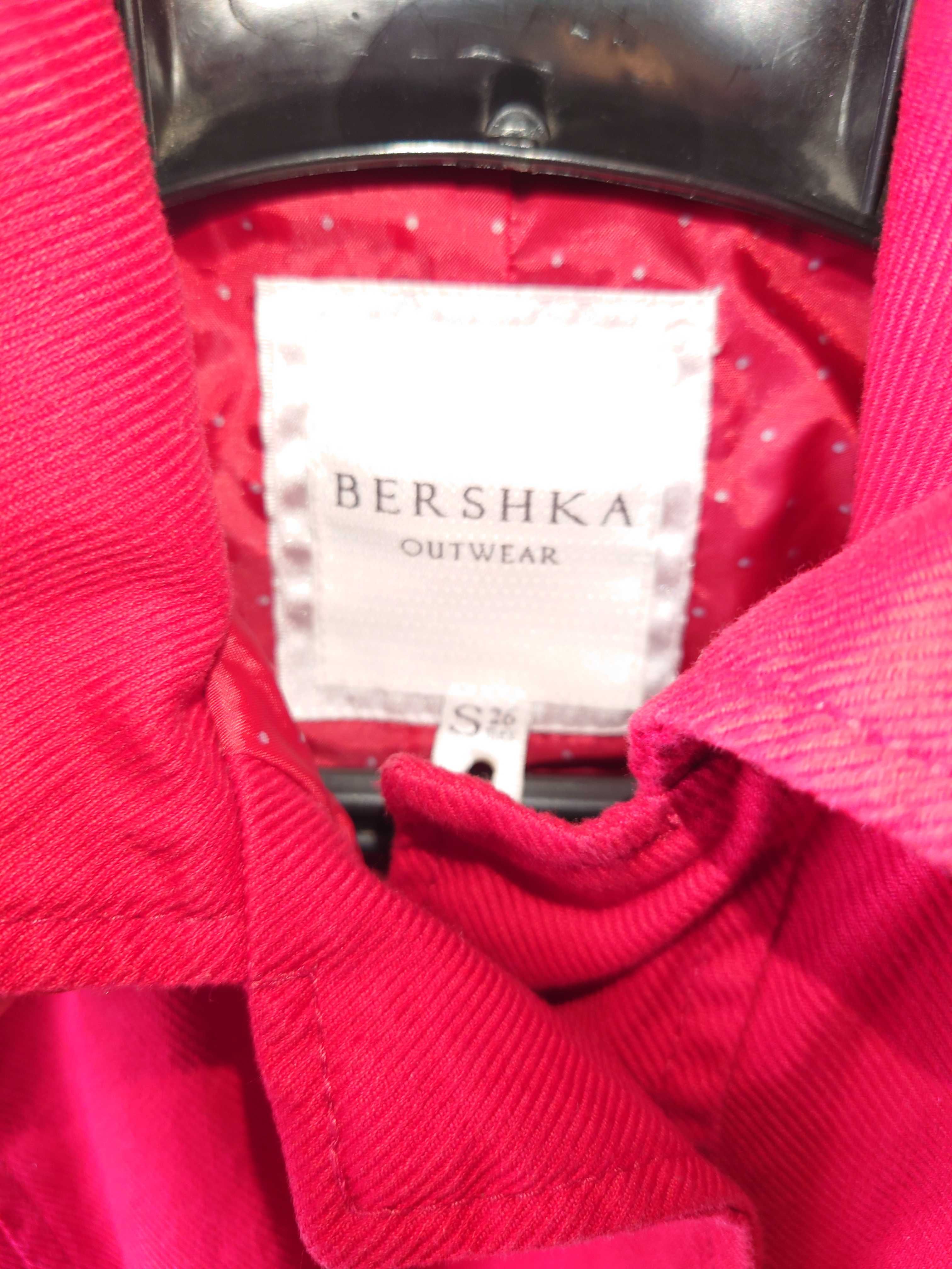 Casaco vermelho Bershka