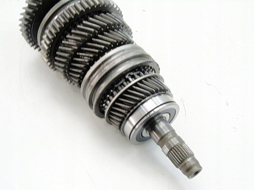 Wałek Choinka Koła Skrzyni Biegów 20Cq55 Peugeot 207 208 C2 C3 1.4 Hdi