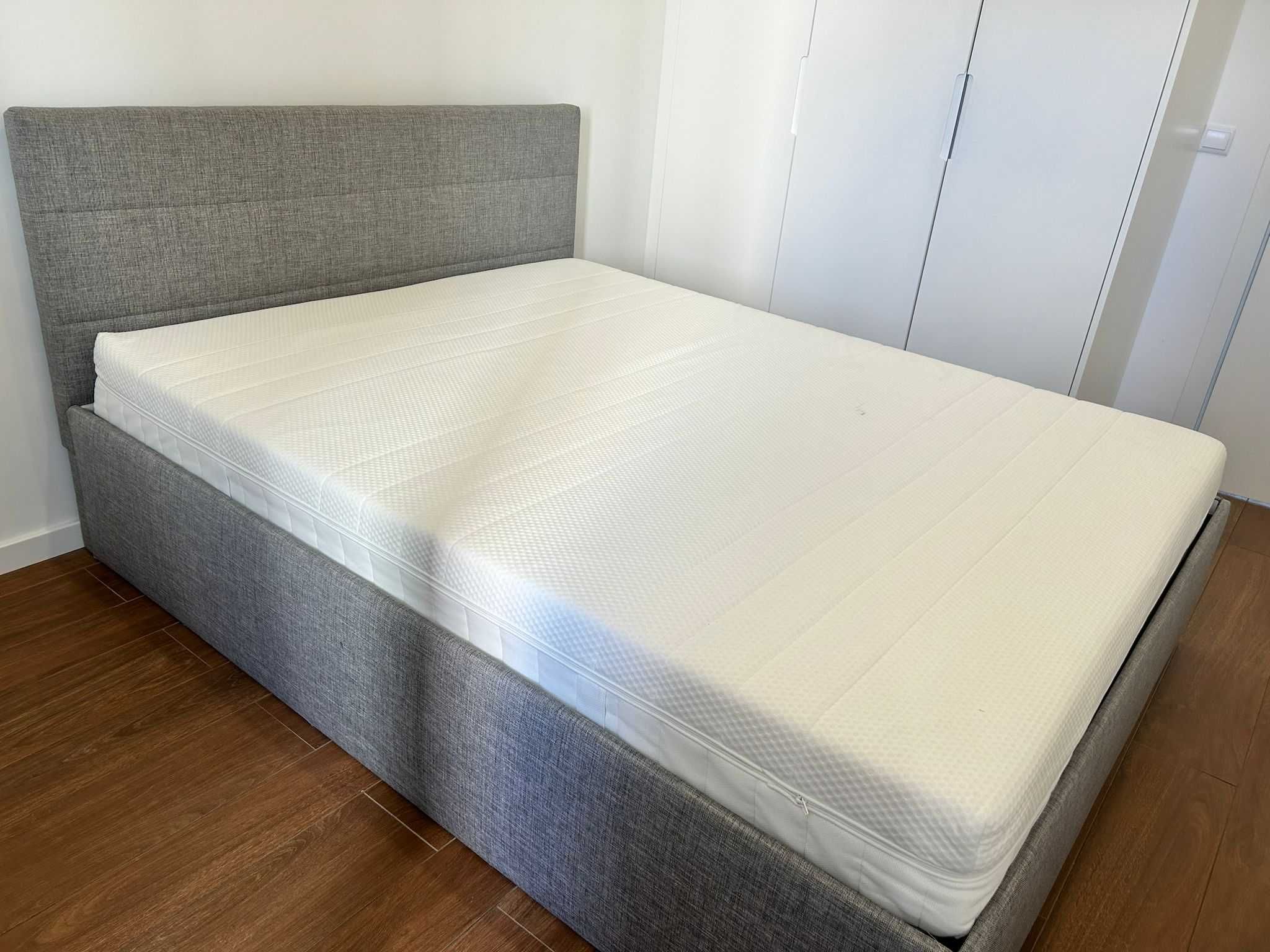 Cama de Casal 160x200 com Arrumação Praticamente Nova - IKEA SKARVLO