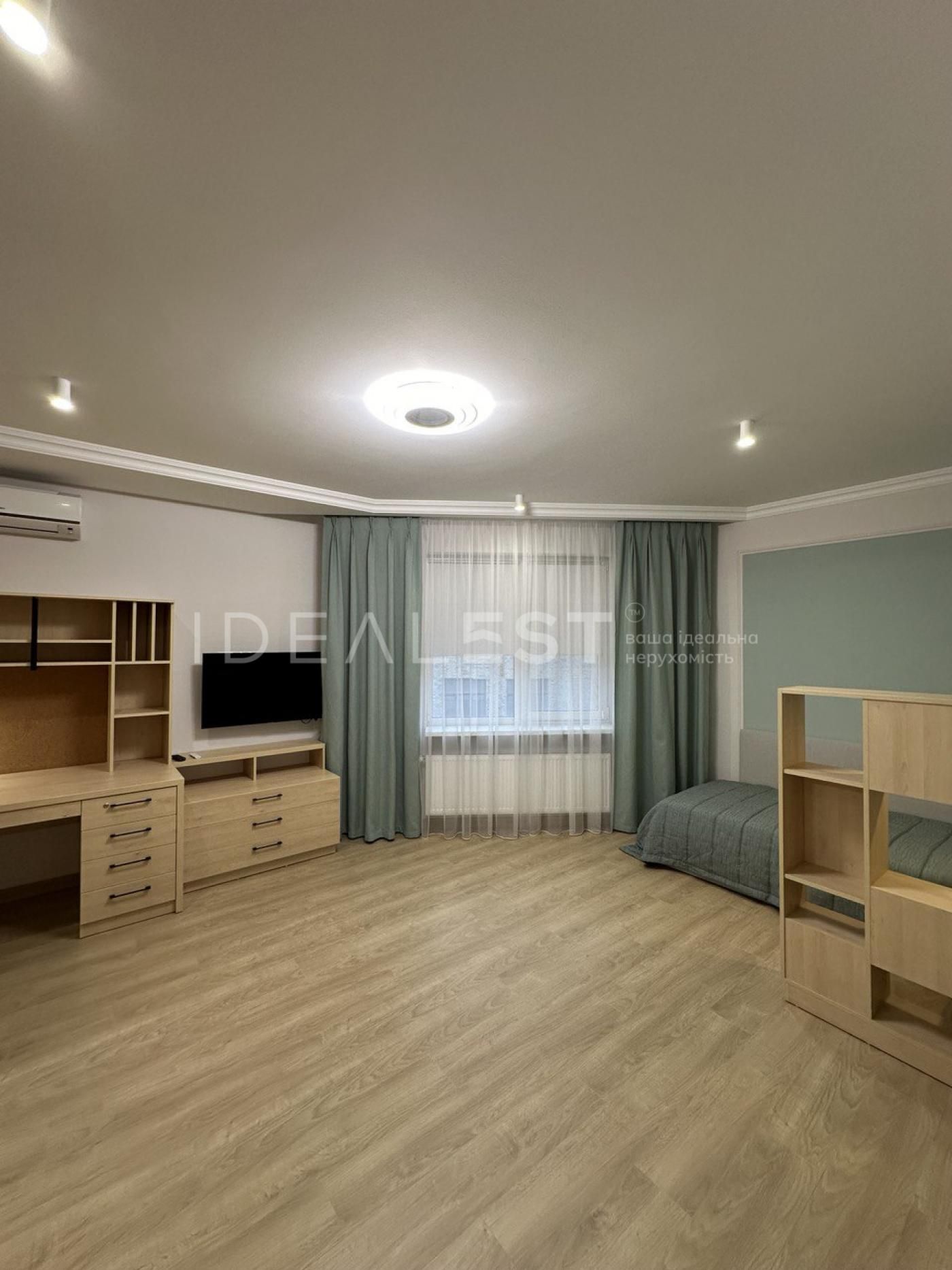 ЖК Олімп-продаж просторої квартири 170м2 -4 спальні