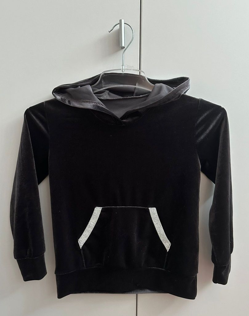 Bluza dziecięca 122 z kapturem