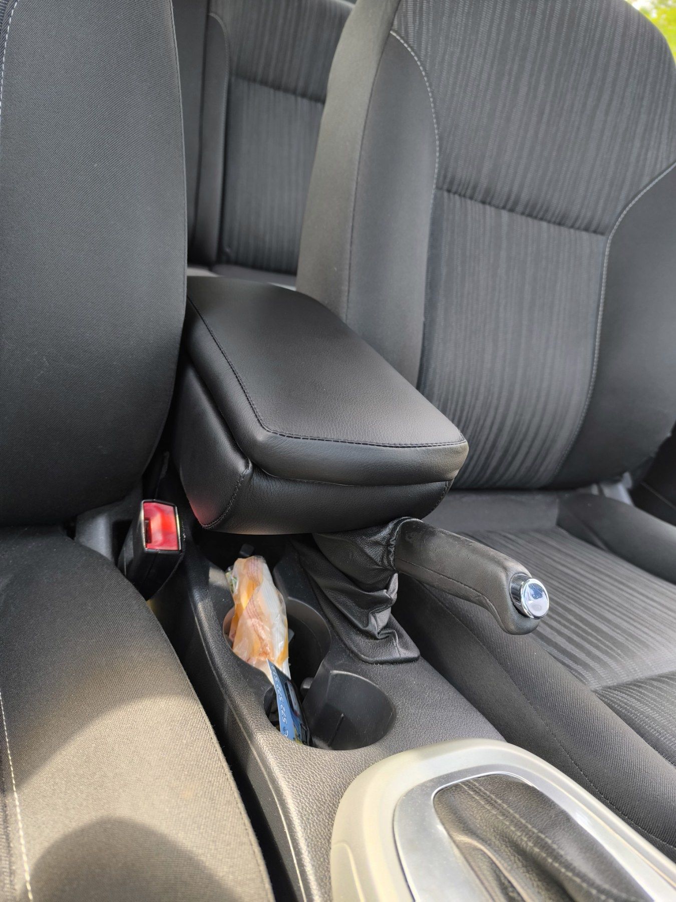 Подлокотник Opel/Ford/Chevrolet/Mitsubishi/Volkswagen/Skoda