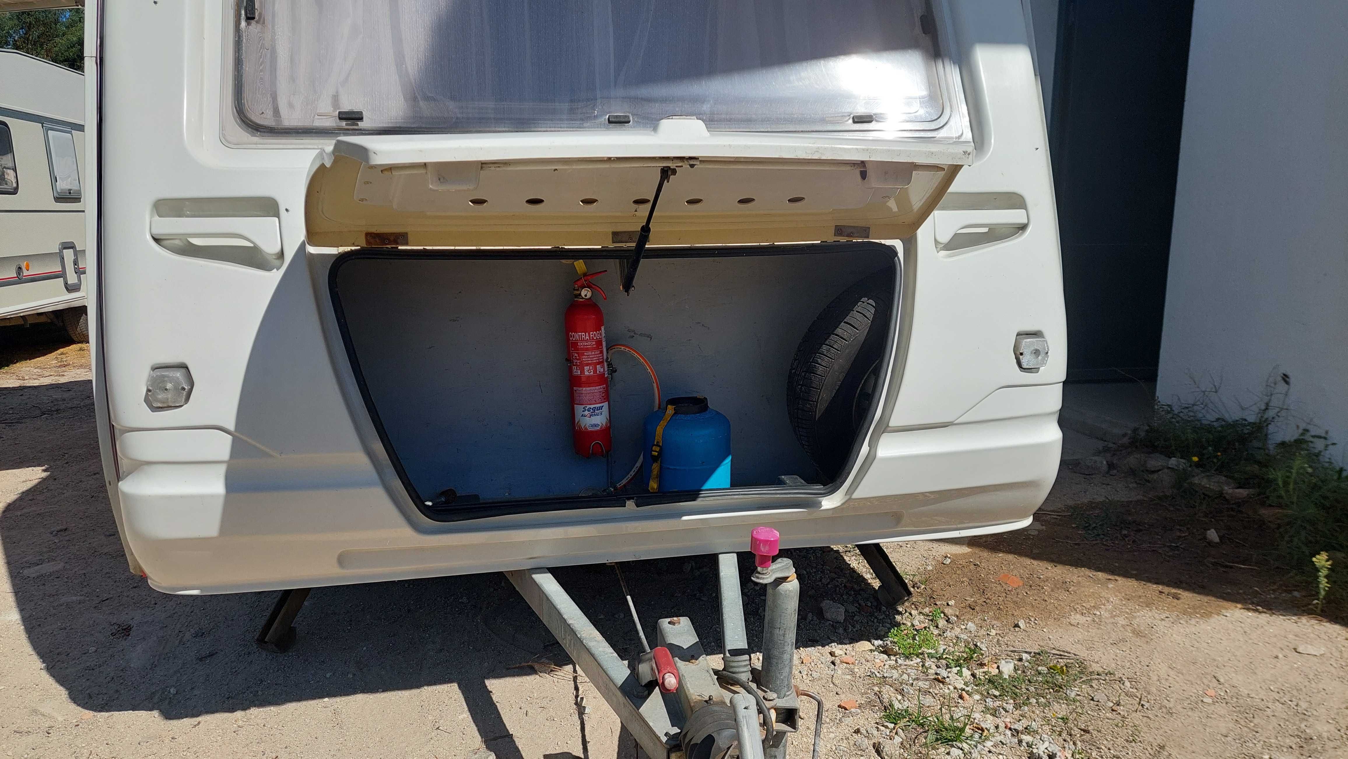 Caravana Sun Roller, A.C., toldo e avançado com documentos