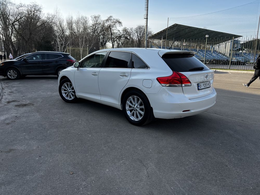 Toyota Venza 2011