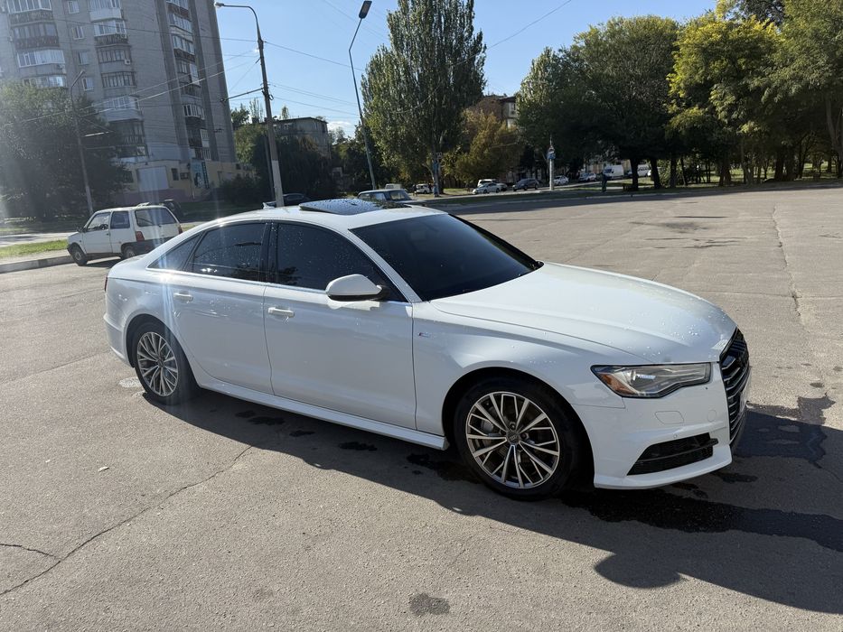 Ауди А6 С7 S ЛАЙН срочно