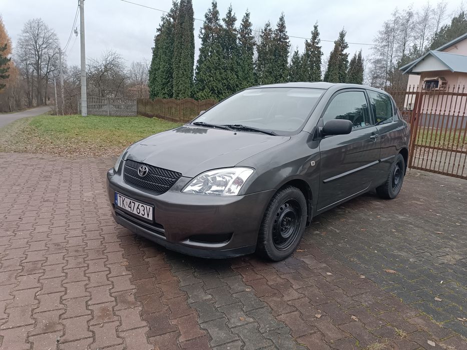 Sprzedam samochód osobowy Toyota Corolla