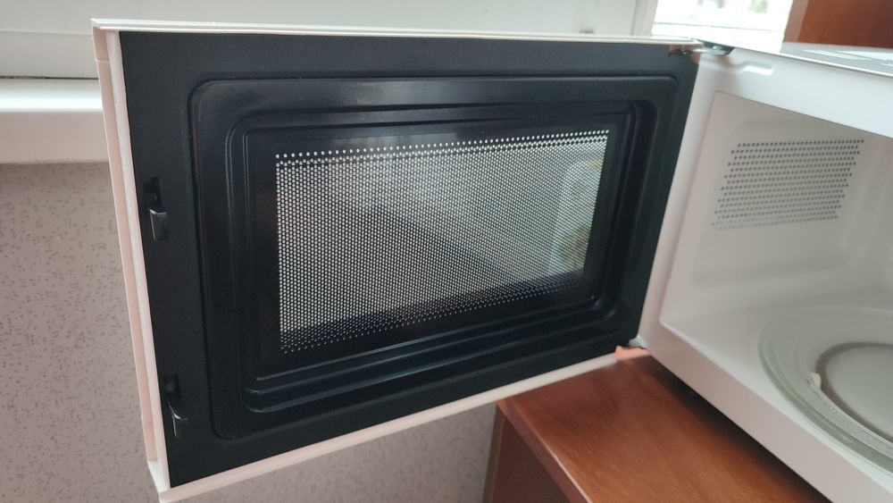 Мікрохвильова піч Vegas