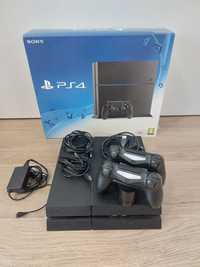 Playstation 4 500MG + dwa pady, komplet kabli