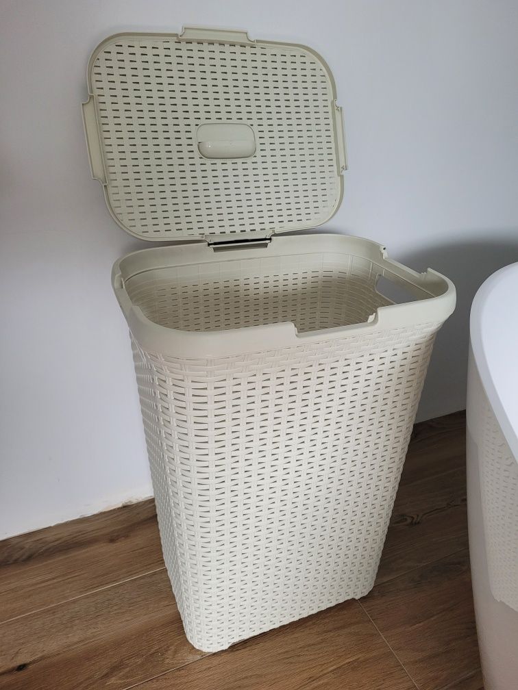 Duży pojemnik na pranie 60l curver