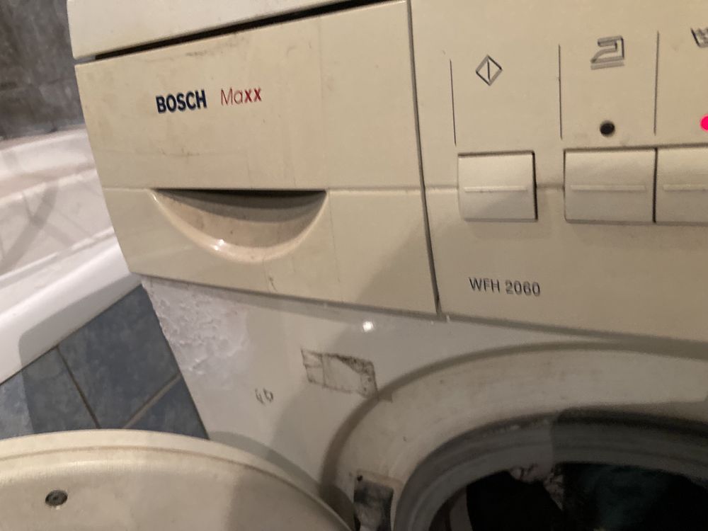 Пральна машинка BOSCH WFH 2060