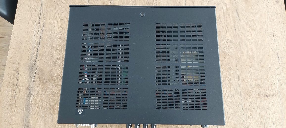 Yamaha r-s300 amplituner stereo
