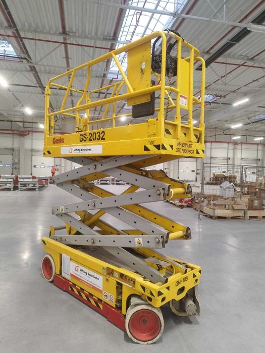 Sprzedaż podestu nożycowego Genie GS-2032