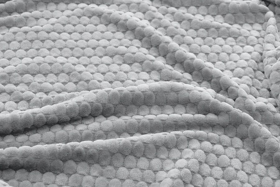 Koc z Mikrofibry 160x200 Narzuta na Łóżko Tłoczona Pluszowa Ala Koła 3