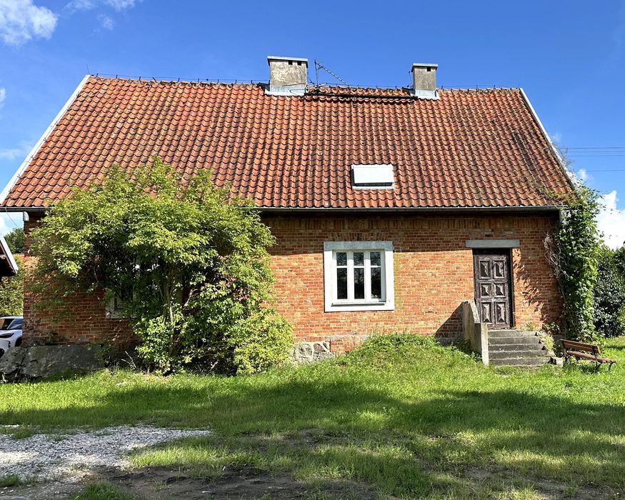Działka i dom na sprzedaż z linią brzegową jeziora – Mazury ok.Ełku