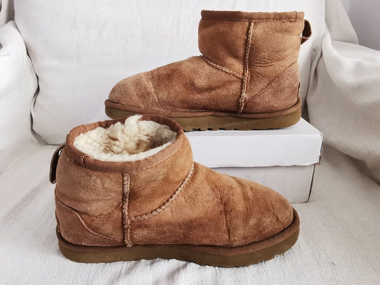 Ugg Australia Classic Mini saszki mukluki 37