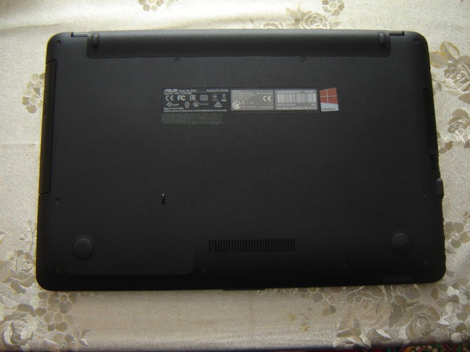 Laptop ASUS X541U/CORE i3/1TB/4 GB/WIN 10