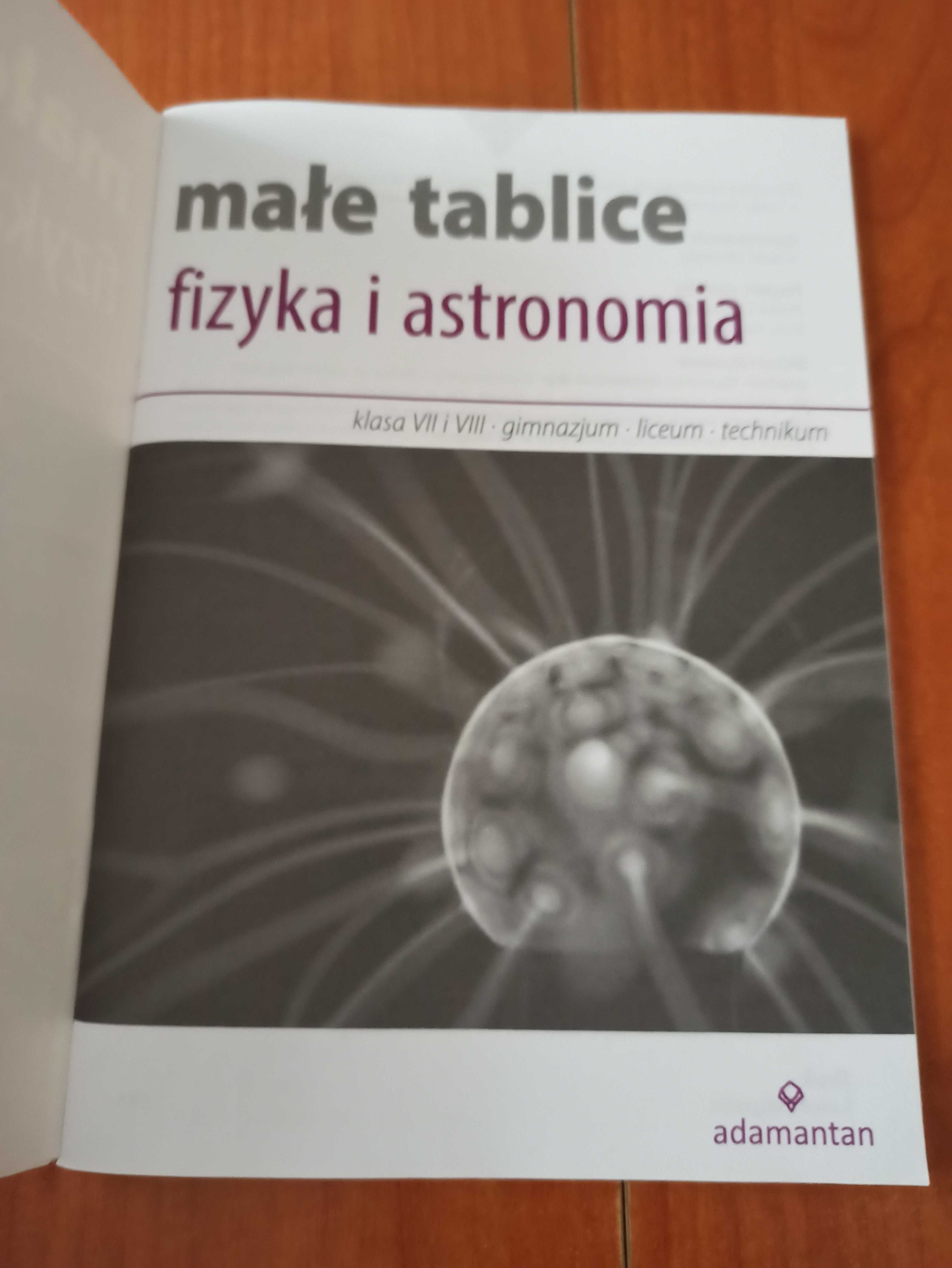 Książka Małe tablice. Fizyka i astronomia, nowa