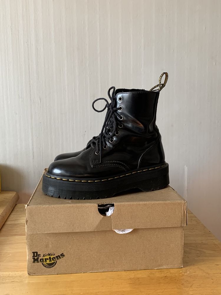 Dr. Martens Jadon — Black Polished Smooth