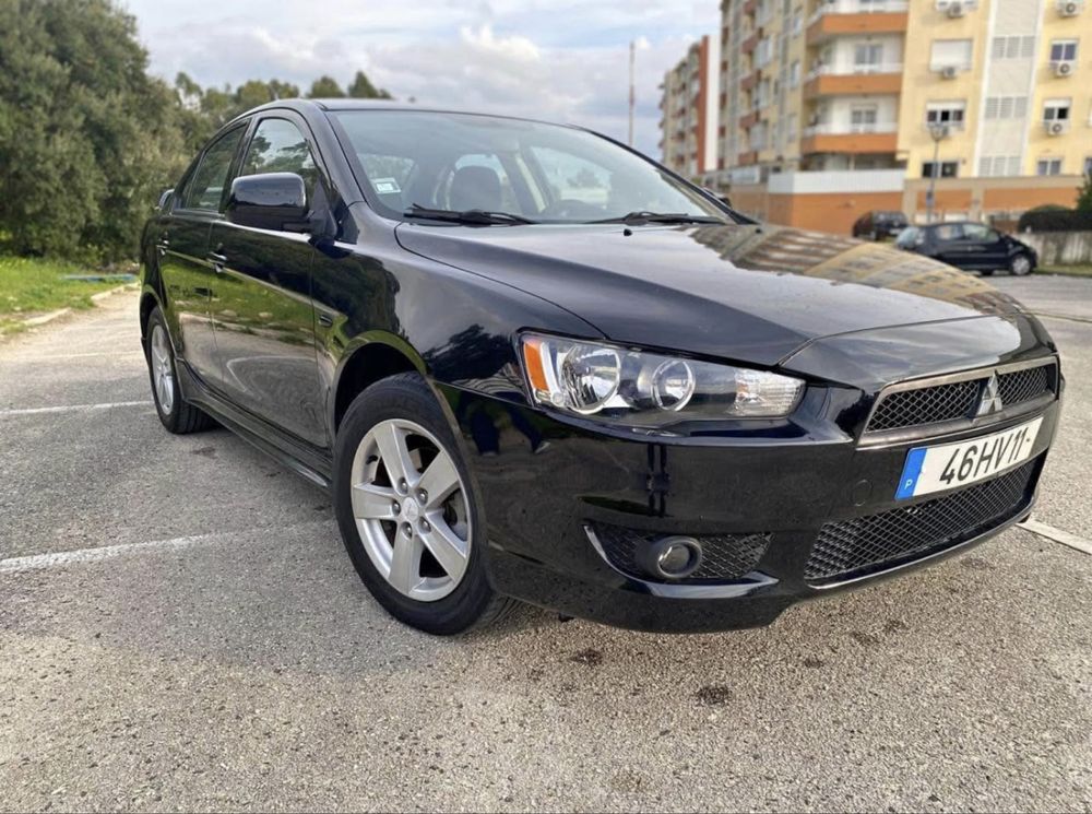 Mitsubishi lancer 1.5 invite *PRECO FIXO*