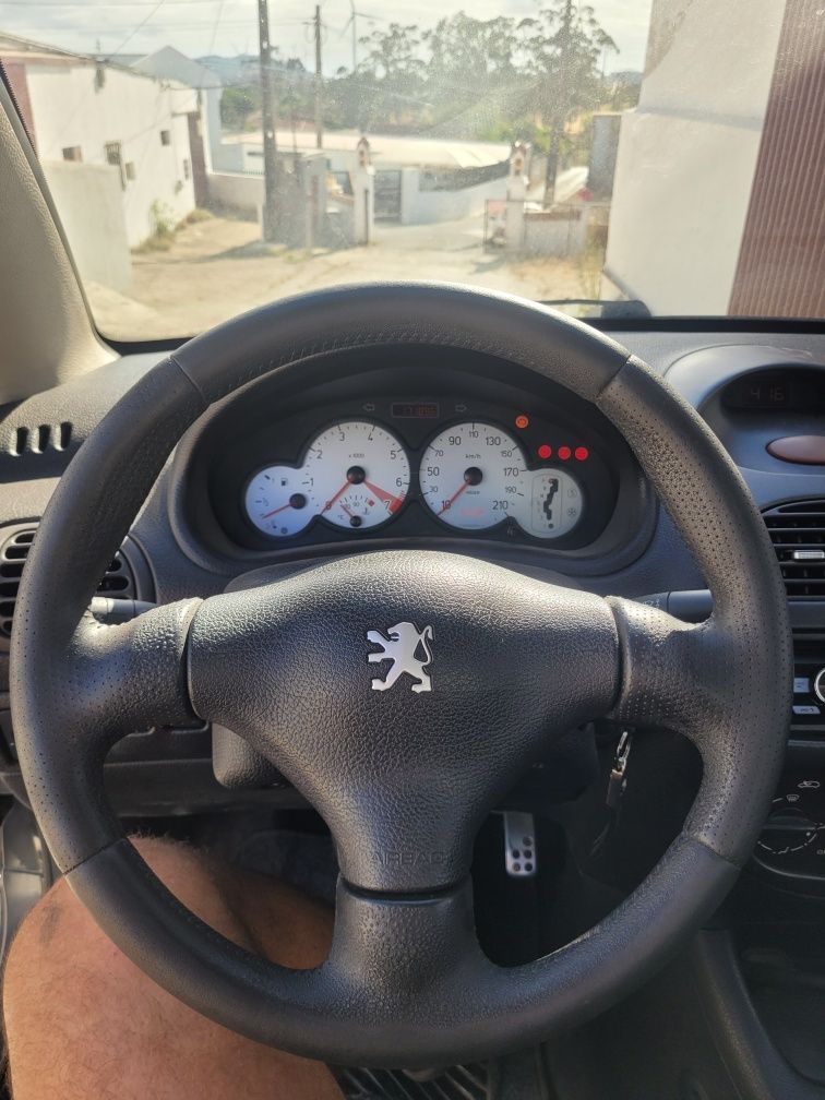 Peugeot 206cc caixa automatica