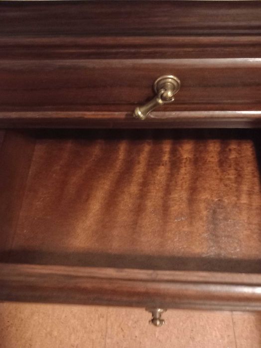 Mesa de cabeceira