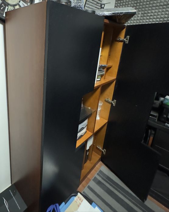 Vendo móvel / Armário/ Garrafeira