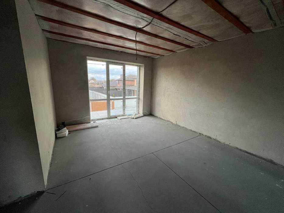 Будинок / 212м2 / біля озера / Чистовий ремонт / Без комісії