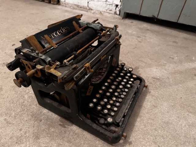 Antyk Maszyna do pisania -Mercedes 1936r.