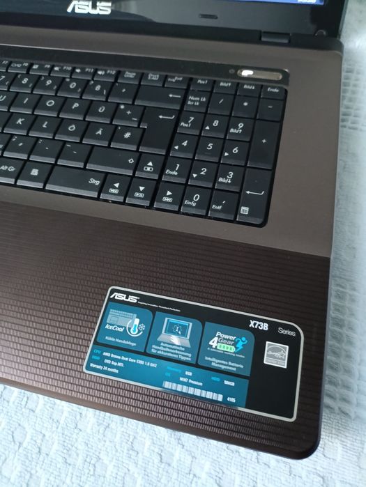 ASUS X73B Ноутбук